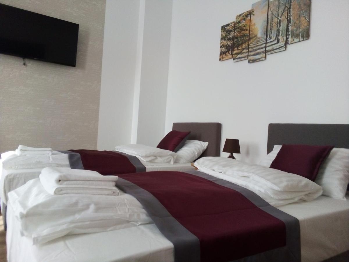 Hotel Hooper'S Vendeghaz Erlau Exterior foto